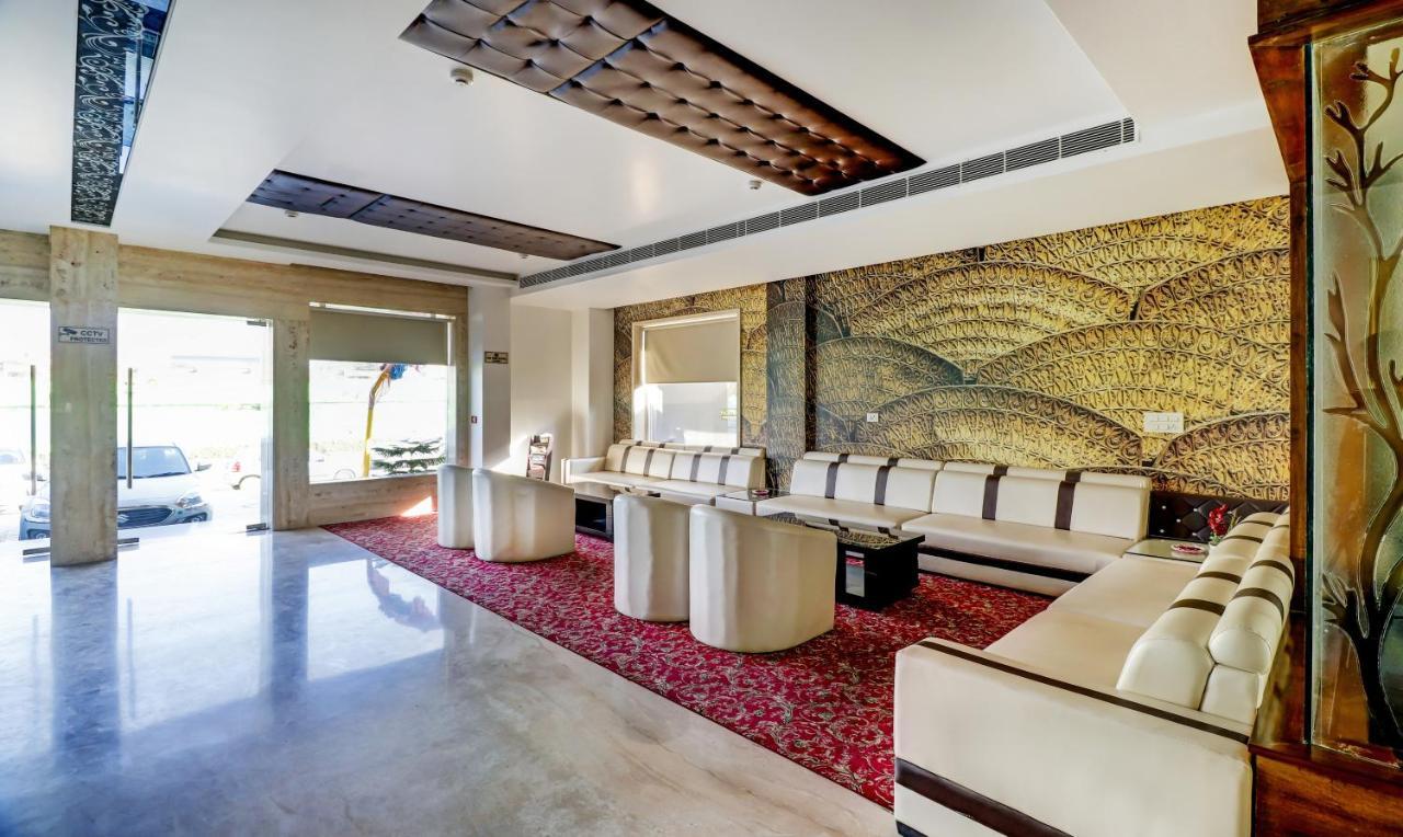 Sanskar Hotel Jaipur Eksteriør bilde