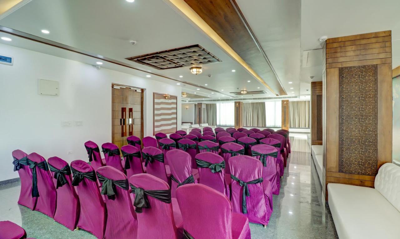 Sanskar Hotel Jaipur Eksteriør bilde