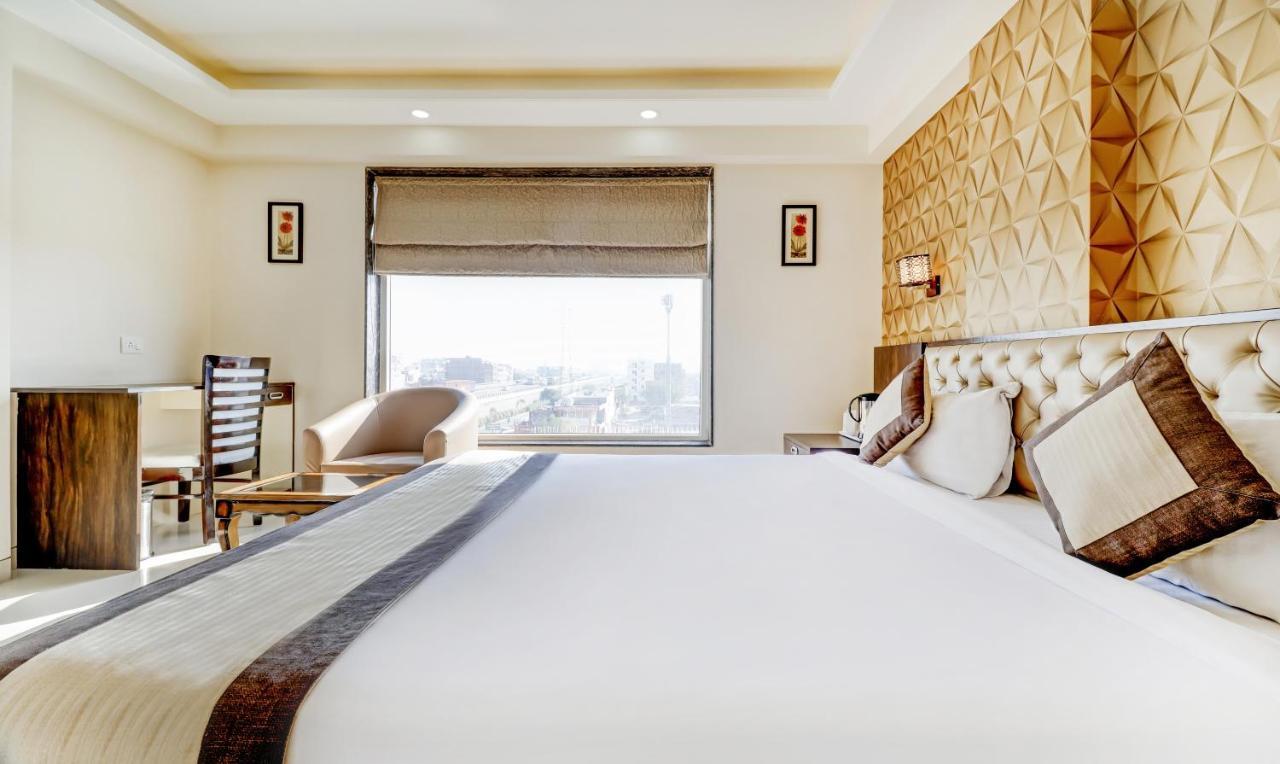 Sanskar Hotel Jaipur Eksteriør bilde